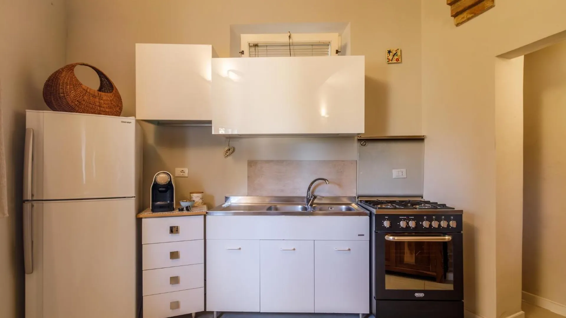 Porta Romana Elegant Apartments With Private Parking! Siena Italia