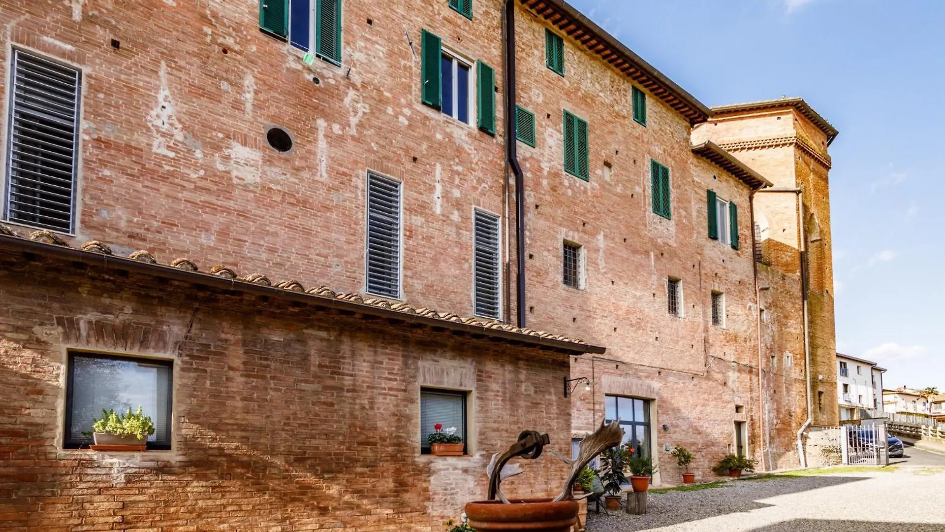 Porta Romana Elegant Apartments With Private Parking! Siena Italia