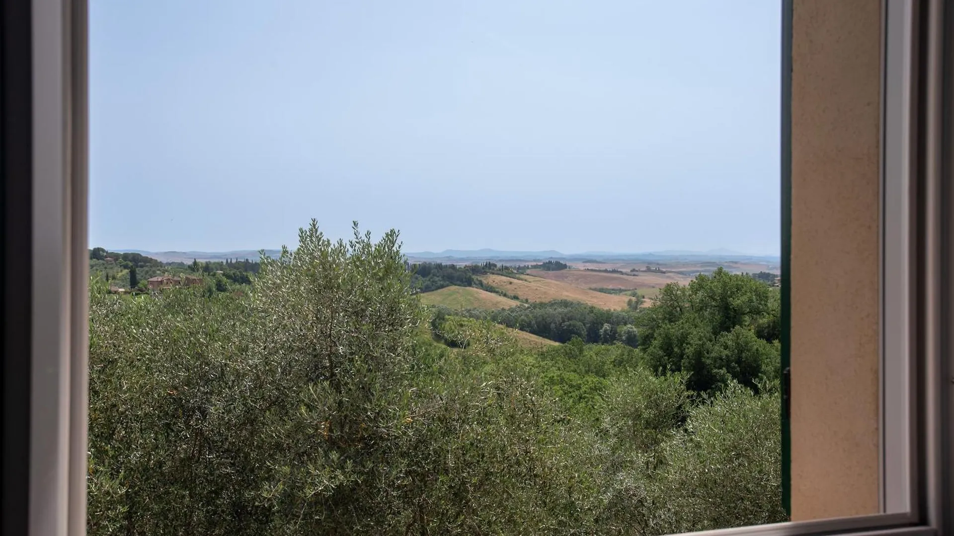 Porta Romana Elegant Apartments With Private Parking! Siena